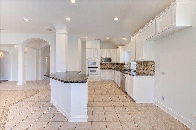 Building Photo - 6015 Nash Creek Ct