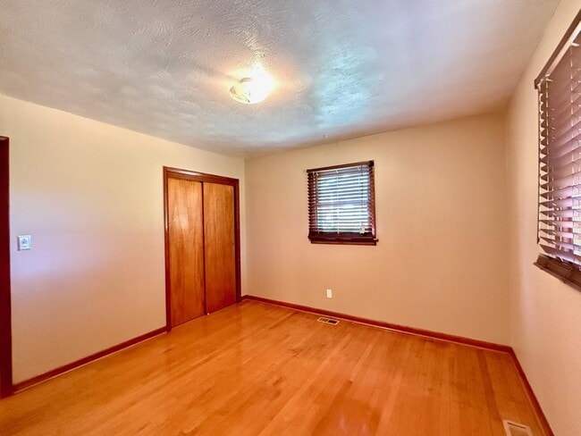 Building Photo - 180 Decatur St