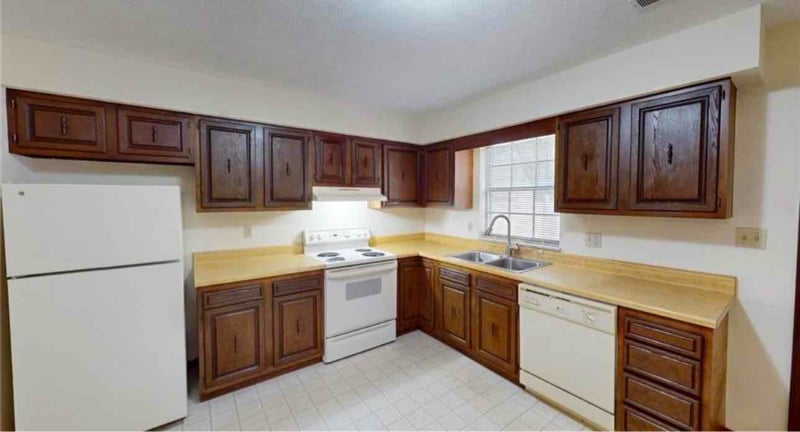 Building Photo - 108 Garden Ln