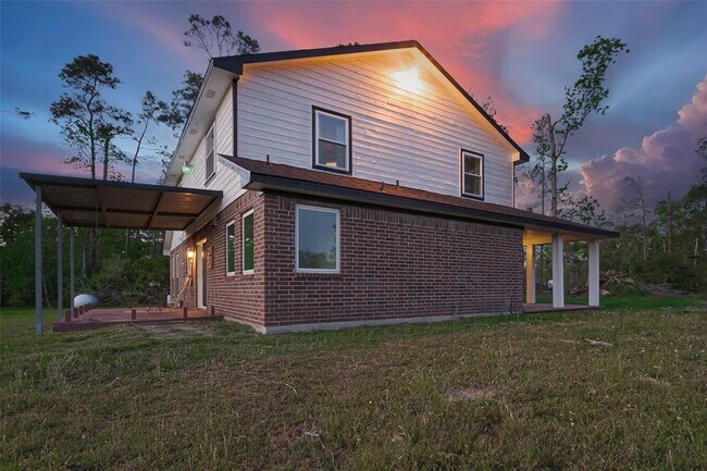 Building Photo - 17926 Country Pl Dr