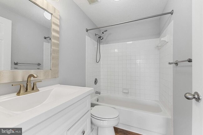 Building Photo - 4122 Maple Path Cir