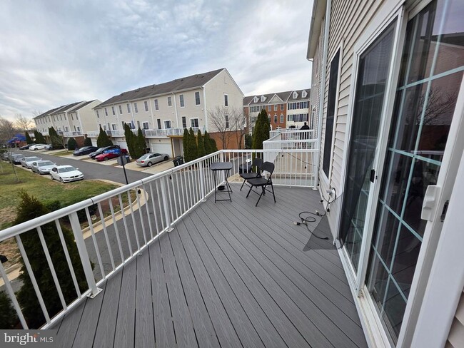 Building Photo - 42837 Sykes Terrace