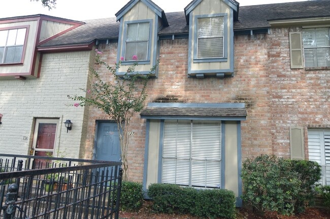 Building Photo - 14715 Barryknoll Ln