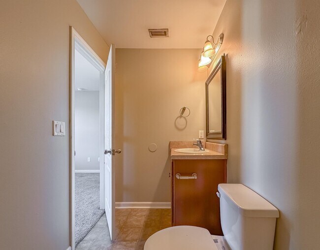 Building Photo - 1988 Green Castle Ln