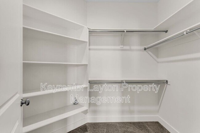 Building Photo - 5141 Rambutan Wy