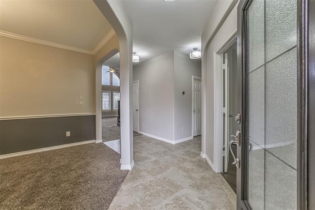 Building Photo - 27319 Ashland Meadows Ln