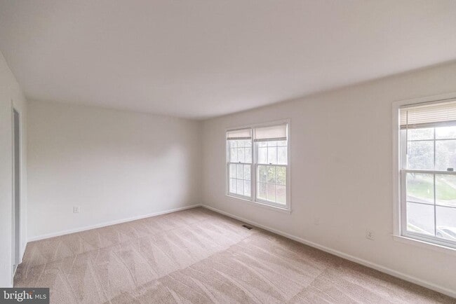 Building Photo - 3883 Zelkova Ct