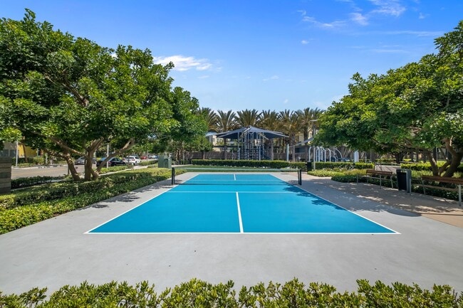 Building Photo - 195 Bowery