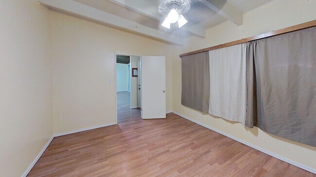 Building Photo - Beautiful 3B/2B Home in Wast Palmdale - MOVE IN READY!