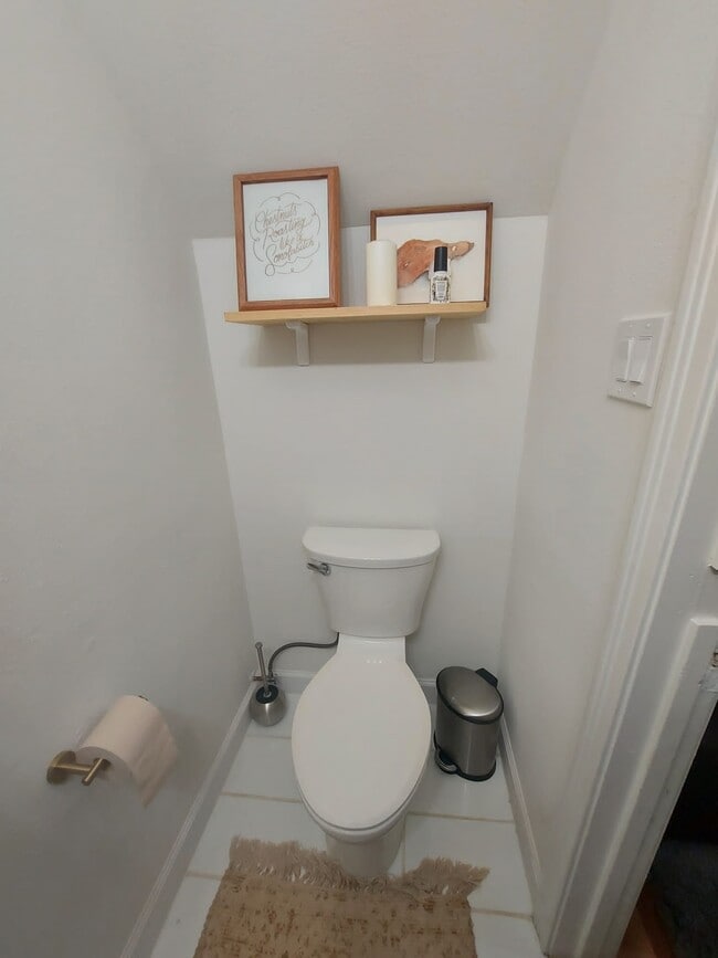 Building Photo - 1850 Portsmouth St