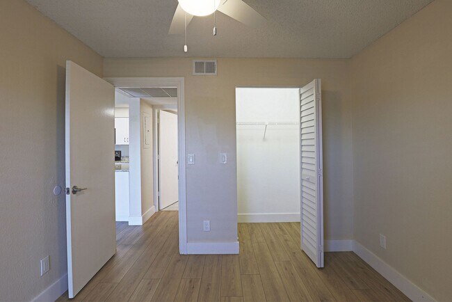 Building Photo - Mystic Gardens 5311-1112