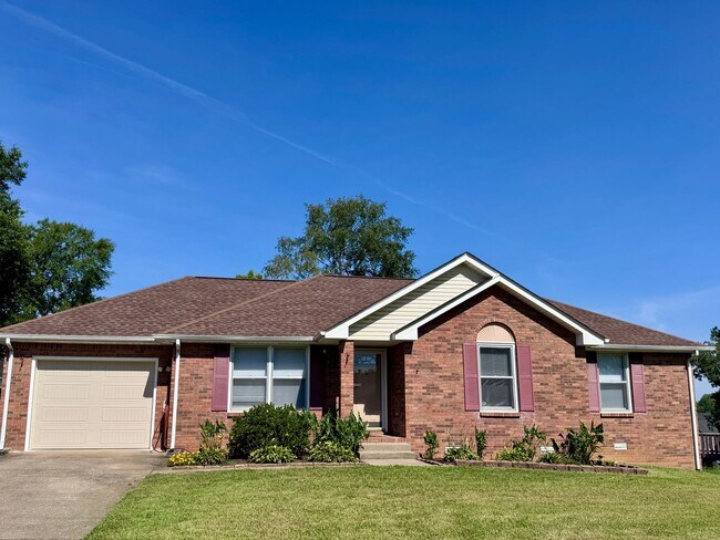 Building Photo - 438 Kelsey Dr