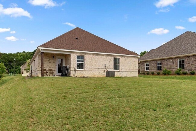 Building Photo - 1046 Oden Ct