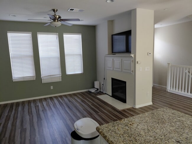 Building Photo - 1830 Crimson Ct