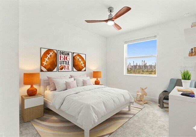 Building Photo - 32558 Tree of Life Ave