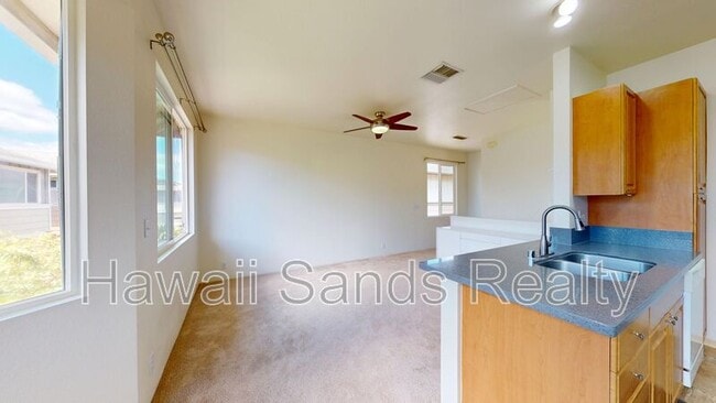 Building Photo - 91-1201-1201 Kanela St