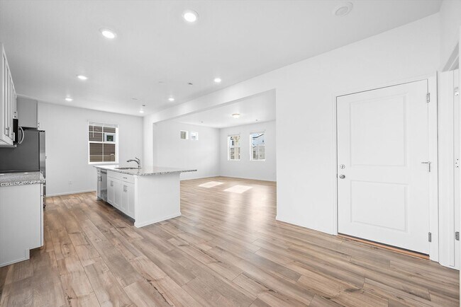 Building Photo - Available for Rent – 4 Bed | 2 Bath | Built 2024 | Green Valley Ranch