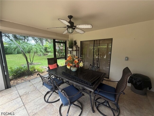 Building Photo - 5883 Sand Oak Dr