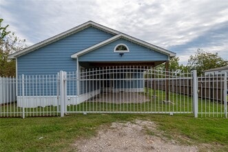 Building Photo - 7610 Harlem St