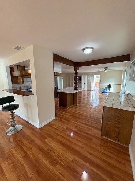 Building Photo - 1843 Santa Fe Ave