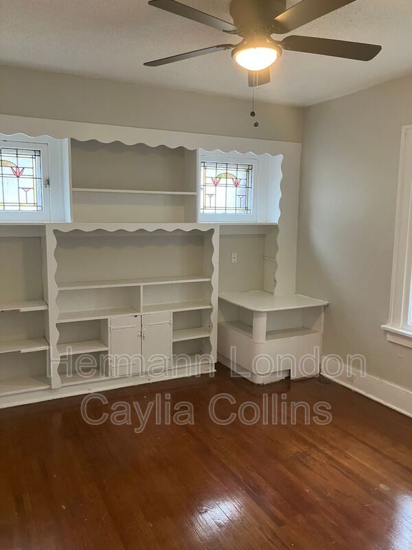 Building Photo - 135 Hereford Ave