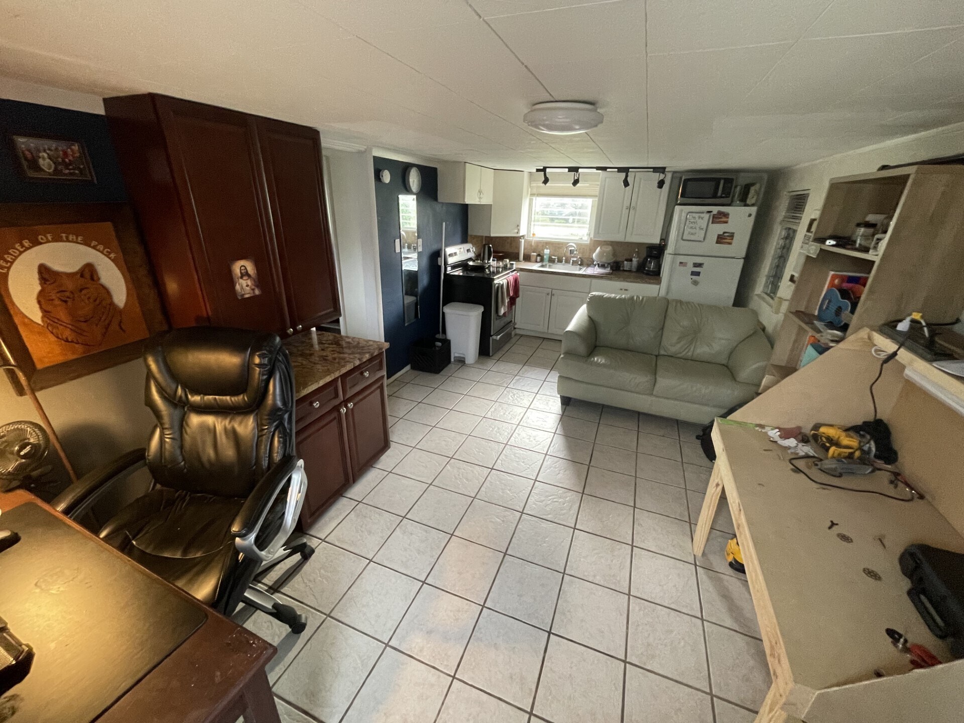 Building Photo - 4109 Nelson Ave