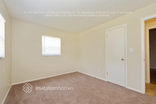 Building Photo - 9247 78th Ave N
