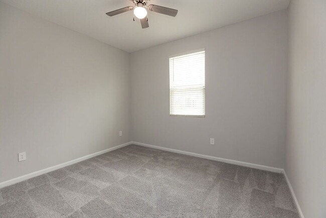 Building Photo - For Rent | Like-New 3 Bedroom, 2 Bath Home...