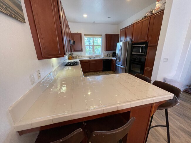 Building Photo - 1661 Sawtooth Trail