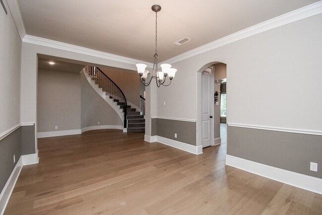 Building Photo - 10106 Cypress Path