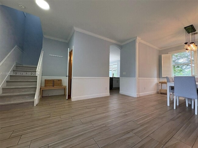 Building Photo - 10793 Oak Bend Way