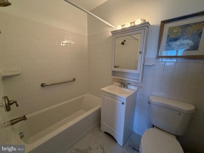 Building Photo - 7352 Lee Hwy