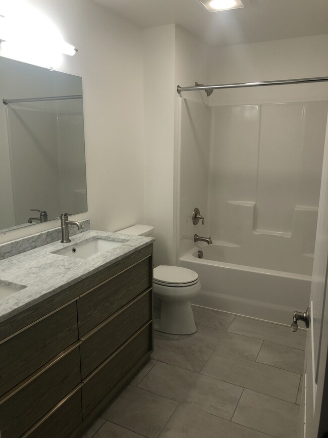 Bathroom with marble top double vanity - 1030 S Catlin St