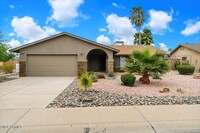 Building Photo - 10543 E Sahuaro Dr