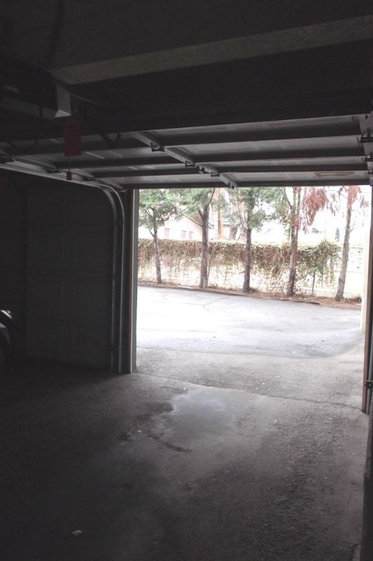 Building Photo - 417 E Badillo St