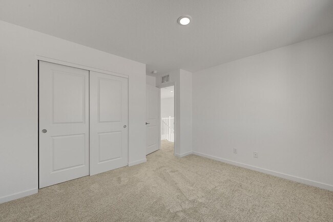 Building Photo - 8532 W Agate Ave