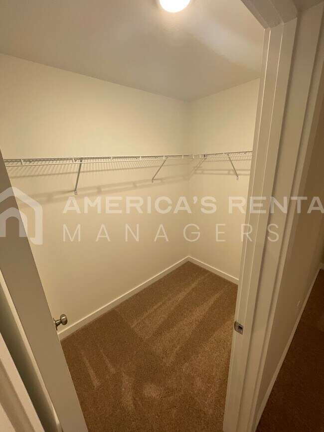 Building Photo - Home for Rent in Oak Grove, AL!!! Available to View with 48 Hour Notice!!!