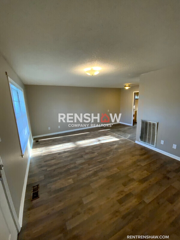 Building Photo - 1020 Merriman Ave