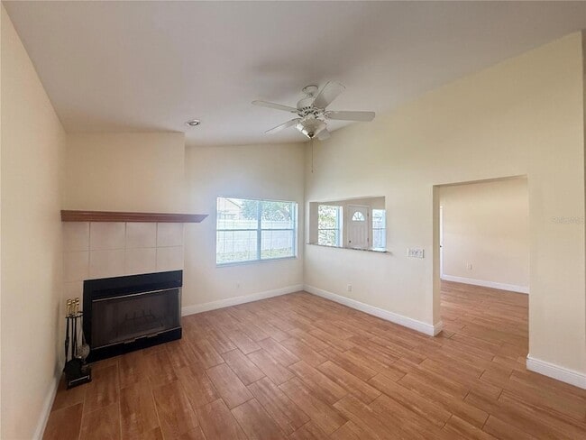 Building Photo - 2073 River Park Blvd