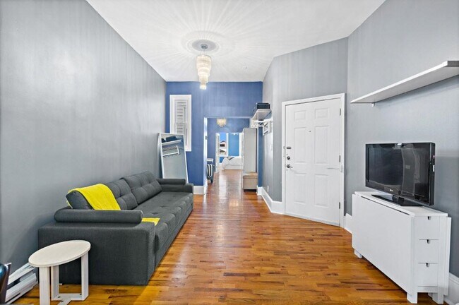 Building Photo - 244 Webster Ave