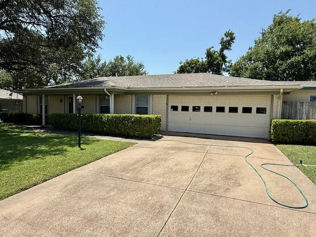 Building Photo - 3820 Sagebrush Rd