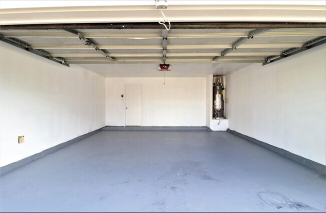 Building Photo - 811 Slate Valley Ln