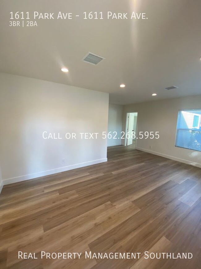 Building Photo - 1611 Park Ave