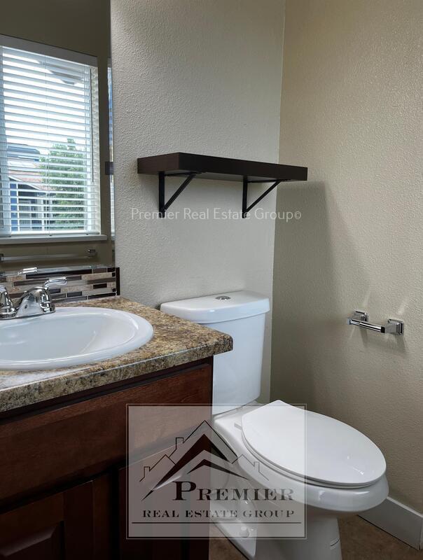 Building Photo - 3466 Foxridge Dr