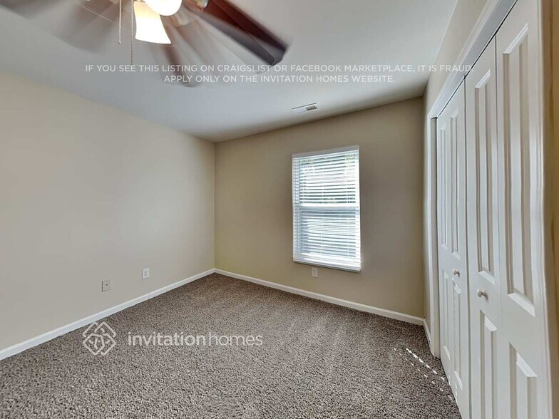 Building Photo - 7307 Lamplighter Close Dr