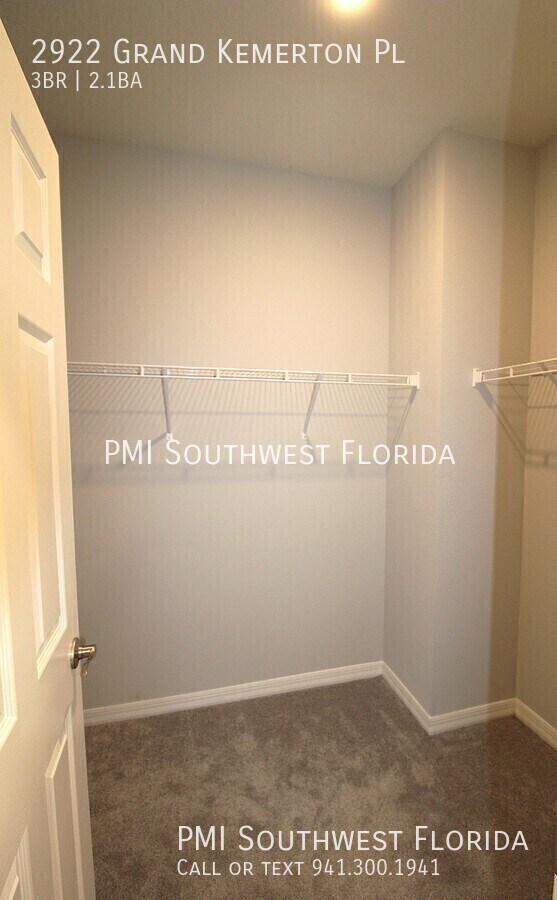Building Photo - 2922 Grand Kemerton Pl