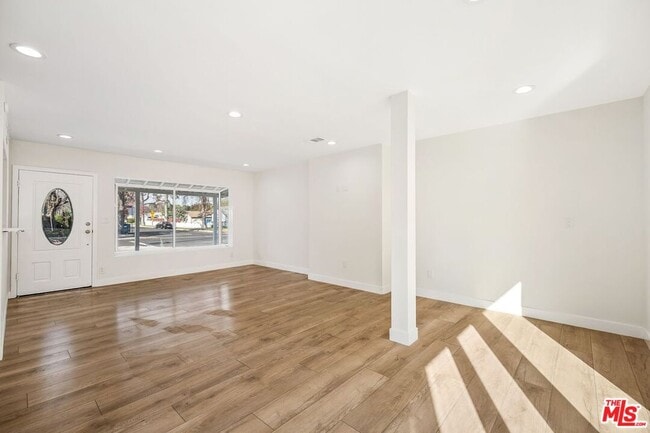 Building Photo - 6266 Etiwanda Ave