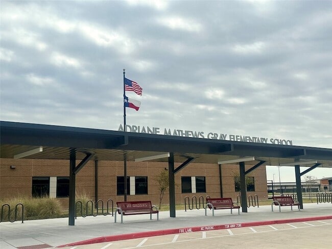 Building Photo - 7138 Glennwick Grv Ln