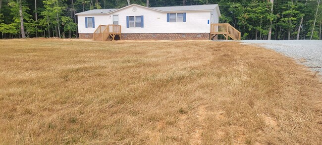 Building Photo - Ready to Move in