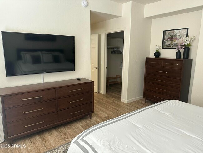 Building Photo - 11500 E Cochise Dr